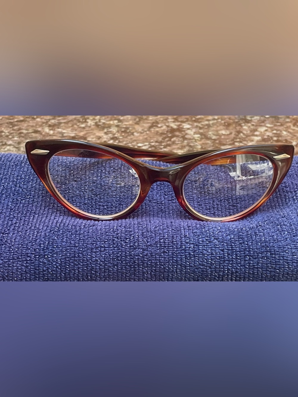 Women's original 1967 Cat Eye Reading Glasses in Tortoiseshell.